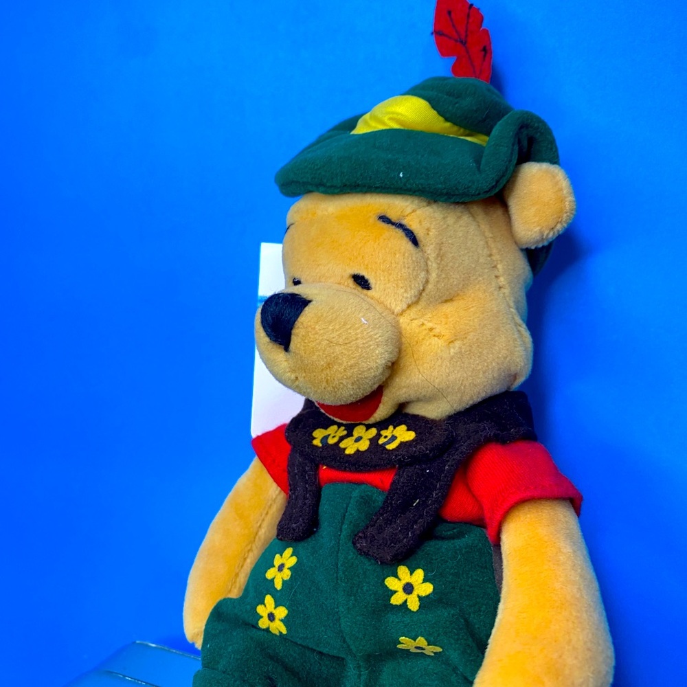 DISNEY STORE EXCLUSIVE NWT VTG 90’s OCTOBER FEST WINNIE THE POOH BEAN BAG PLUSH - Picture 6 of 13